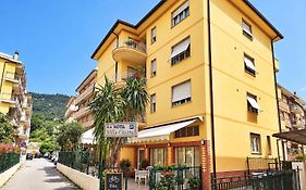Hotel Villa Chiara